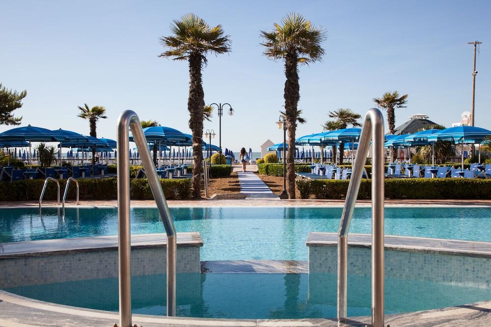 Regent'S Hotel Lido di Jesolo Eksteriør billede