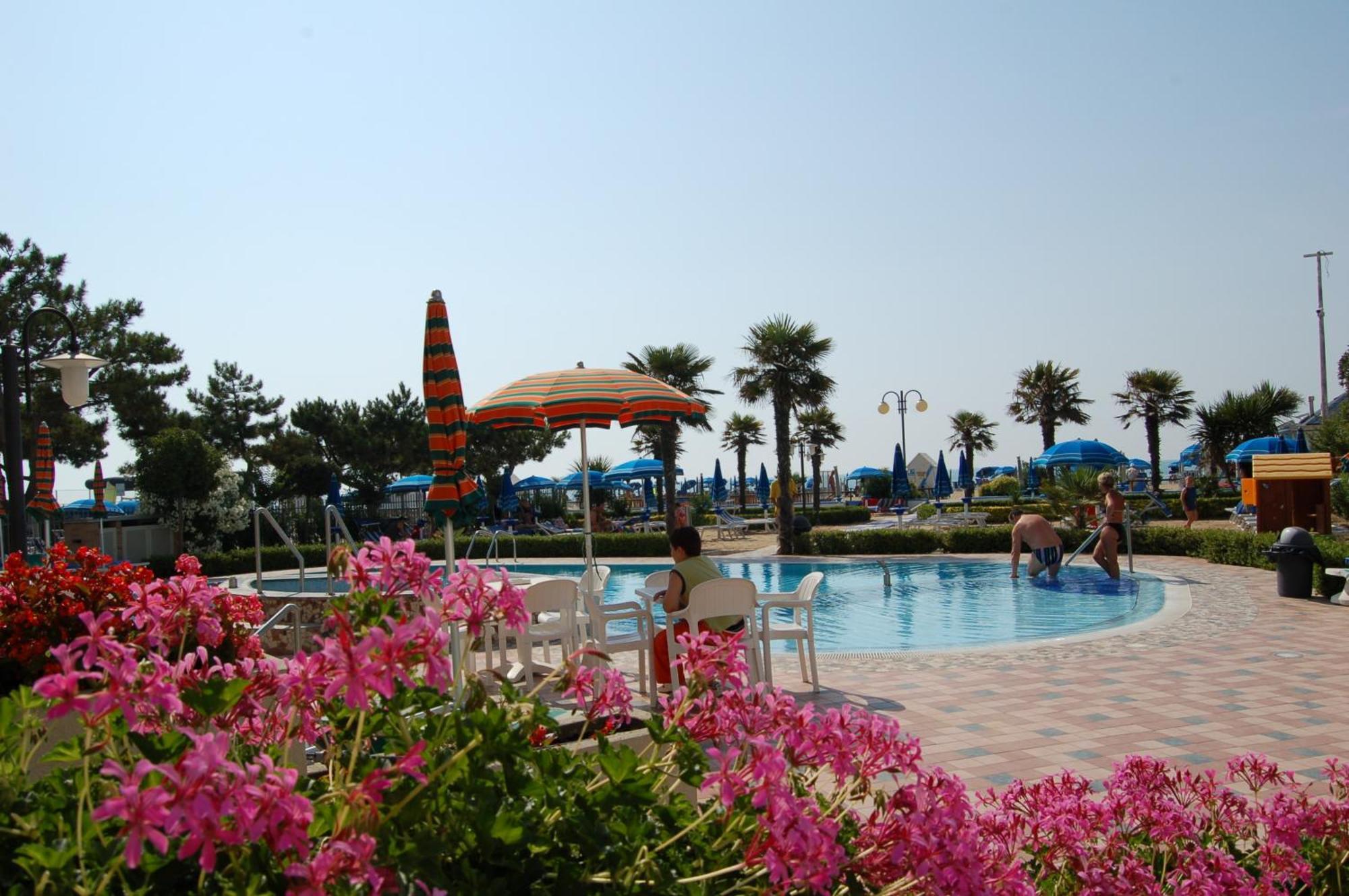 Regent'S Hotel Lido di Jesolo Eksteriør billede