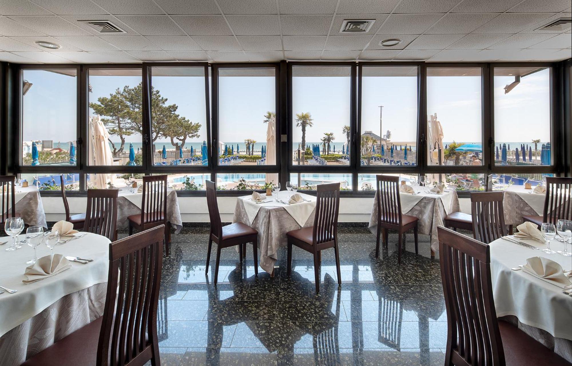Regent'S Hotel Lido di Jesolo Eksteriør billede