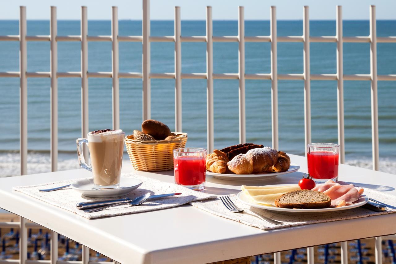 Regent'S Hotel Lido di Jesolo Eksteriør billede