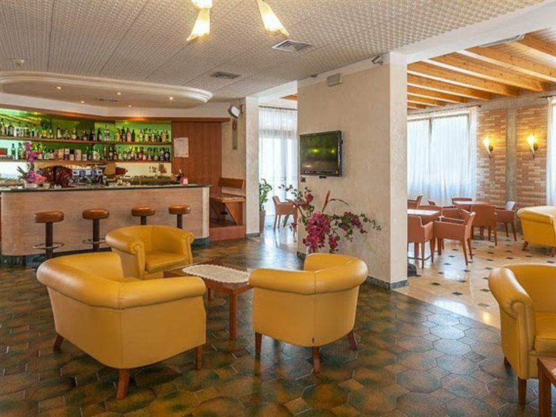 Regent'S Hotel Lido di Jesolo Eksteriør billede